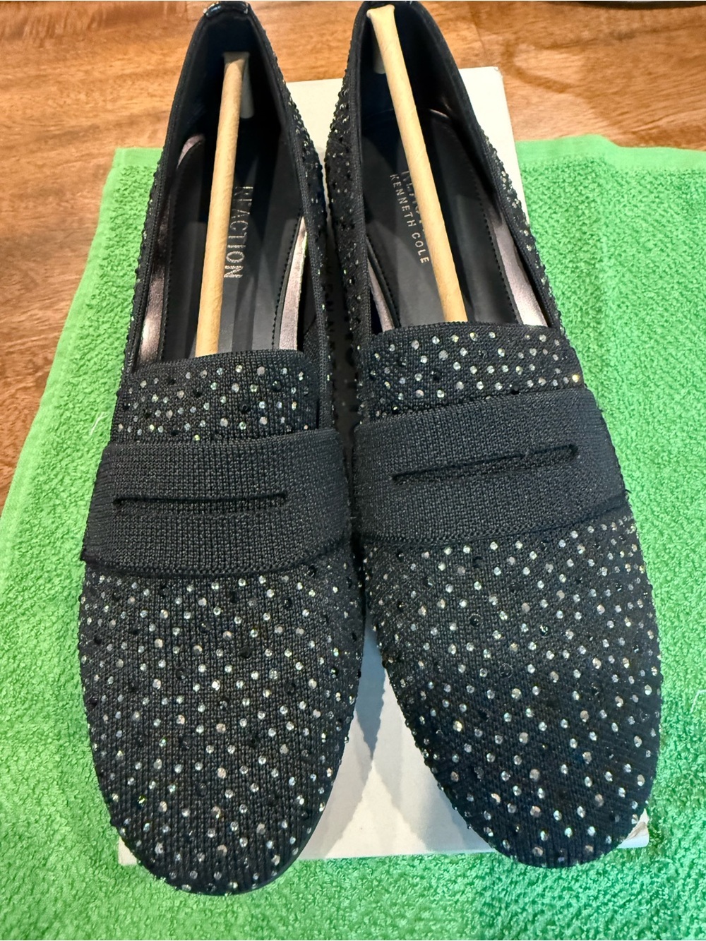 Kenneth Cole Black Rhinestone-Embellished Slip-On Loafers